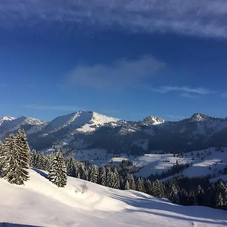 Mit Aussicht Im Bergdorf Im Allgaeu Apartment *