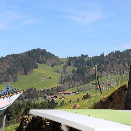 Mit Aussicht Im Bergdorf Im Allgaeu Appartement