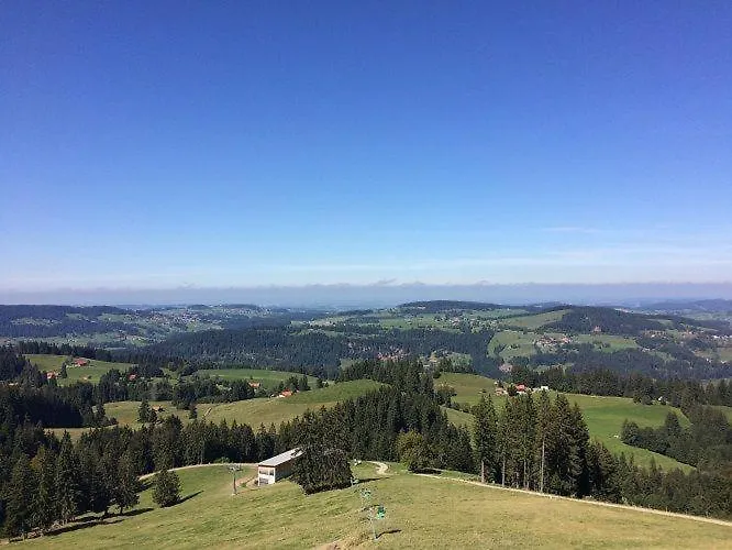 Appartement Mit Aussicht Im Bergdorf Im Allgaeu