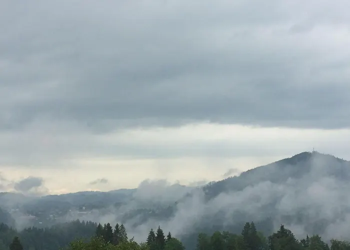 Appartement Mit Aussicht Im Bergdorf Im Allgaeu
